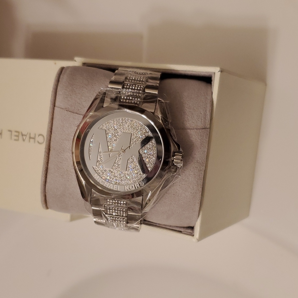 Sliver  michael kors watch